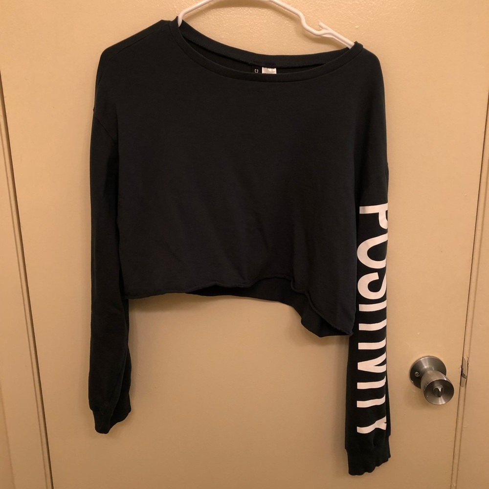 H&M “Positivity” cropped long sleeve